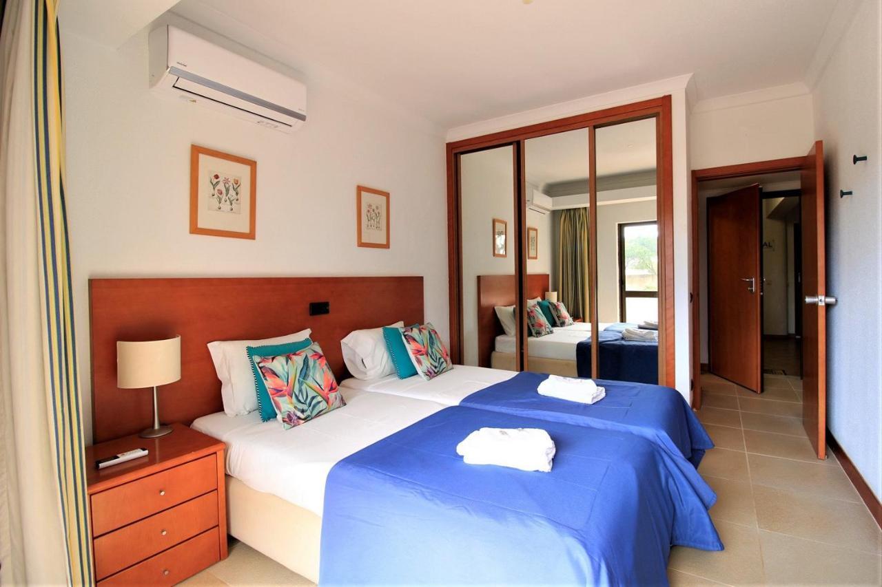 Vilamoura Cosy 3 With Pool By Homing Lejlighed Eksteriør billede